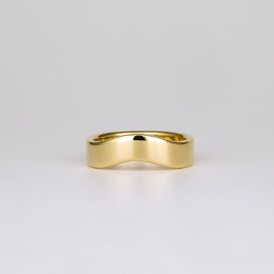 Plain Curved Contour Wedding Band