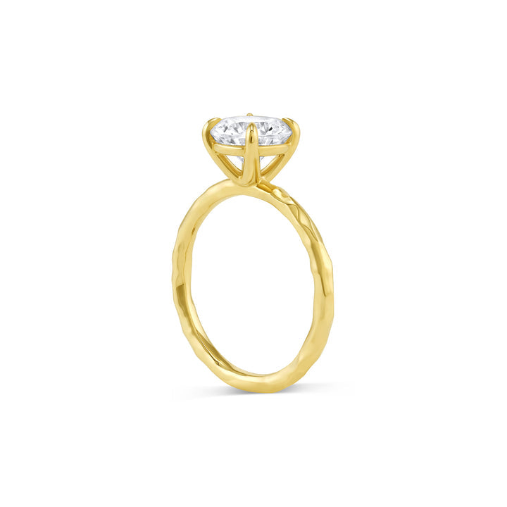 Solitaire Ring with 3.0 Ct Round Moissanite
