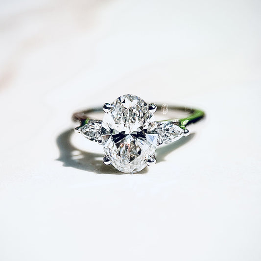 3.0 CT Round E/VS1 CVD Diamond Three Stone Engagement Ring
