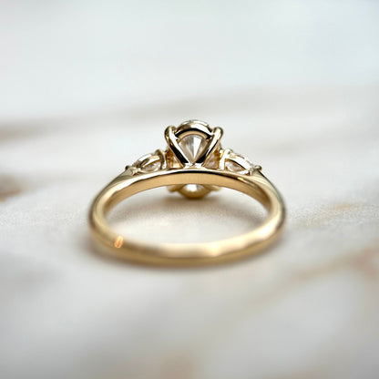 1.50 CT Oval E/VS1 CVD Diamond Three Stone Engagement Ring
