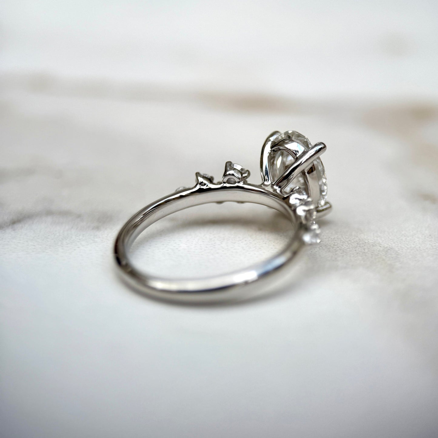 1.80 CT Oval E/VS1 CVD Diamond Cluster Engagement Ring