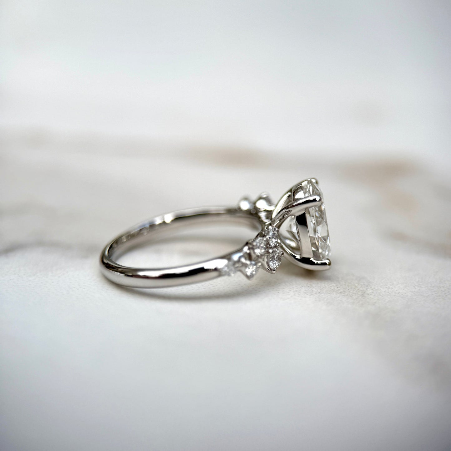 1.80 CT Oval E/VS1 CVD Diamond Cluster Engagement Ring