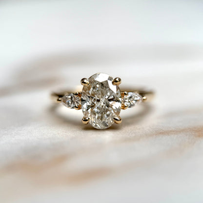 1.50 CT Oval E/VS1 CVD Diamond Three Stone Engagement Ring