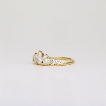 0.95 TCW Oval & Round Lab Grown Diamond Pave Wedding Band