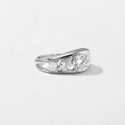 Amity- Round, Pear & Asscher Mix Cut Bold Lab Grown Diamond Wedding Band
