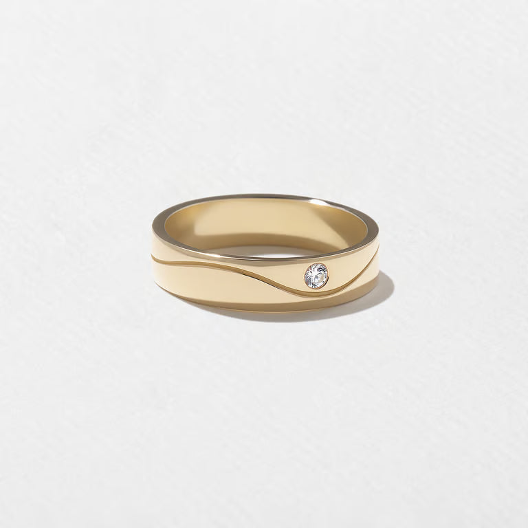 Blythe- Wave Men's Wedding Band