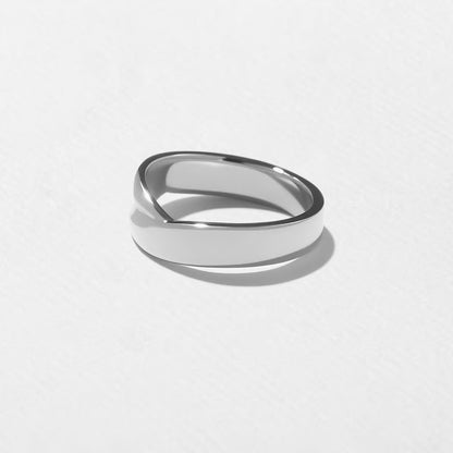 Briar- Crossover Men's Wedding Band