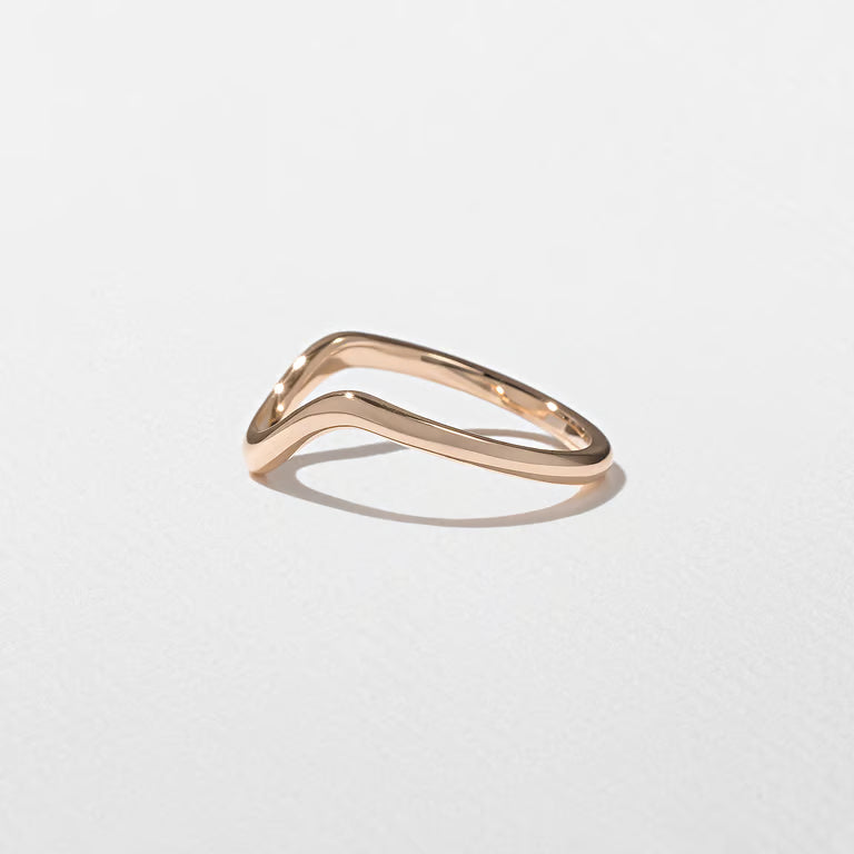 Evadne- Curved Wedding Band