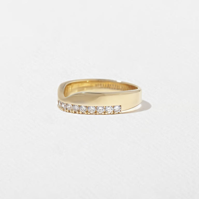 Gwyneth- Round Wide Lab Grown Diamond Wedding Band