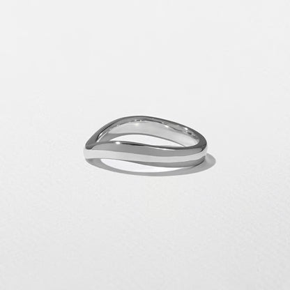 Halcyon- Curved Wedding Band