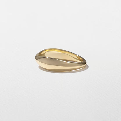 Haven- Crossover Wedding Band