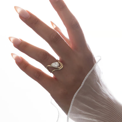 Honor- Plain Curved Wedding Band