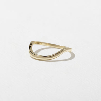 Idalia- Curved Wedding Band