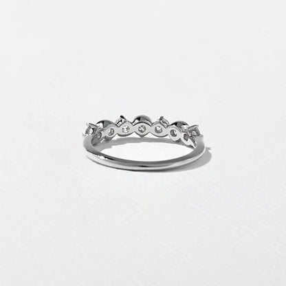 Ismene- Round Wave Lab Grown Diamond Wedding Band