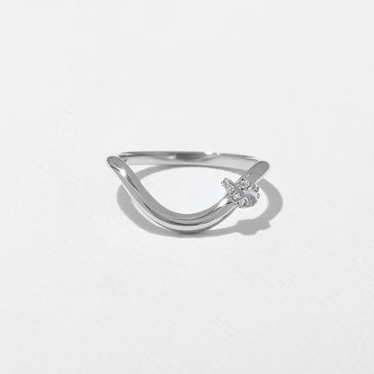 Lourdes- Round Curved Knot Lab Grown Diamond Wedding Band