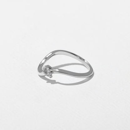 Lourdes- Round Curved Knot Lab Grown Diamond Wedding Band