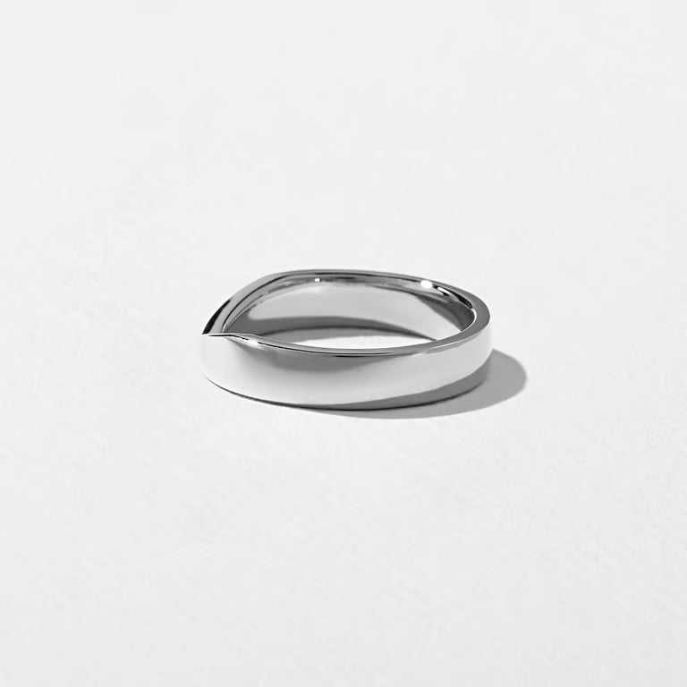 Mabel- Cigar Curved Wedding Band