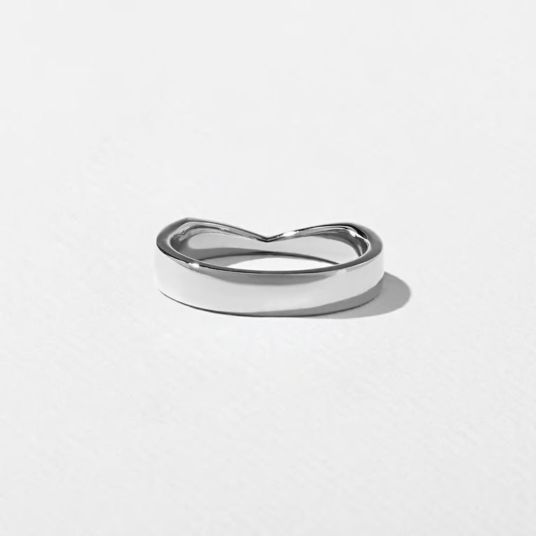 Mabel- Cigar Curved Wedding Band