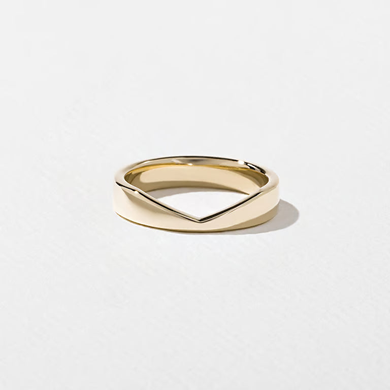 Mabel- Cigar Curved Wedding Band