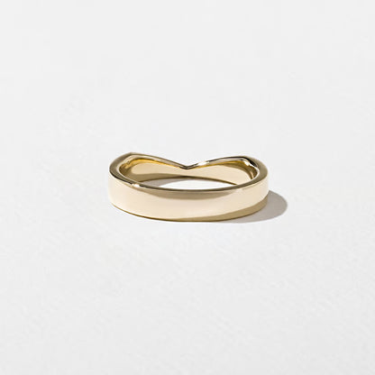 Mabel- Cigar Curved Wedding Band