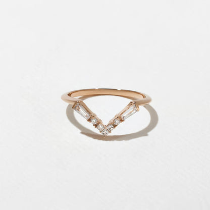 Oceanne- Round, Taper Baguette & Princess Curved Lab Grown Diamond Wedding Band