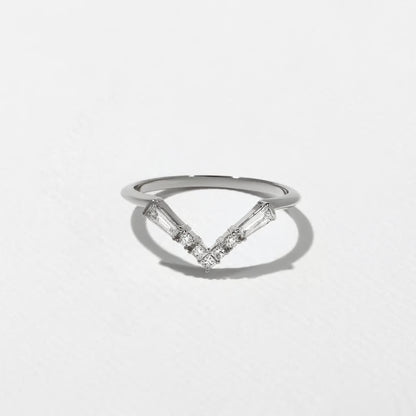 Oceanne- Round, Taper Baguette & Princess Curved Lab Grown Diamond Wedding Band