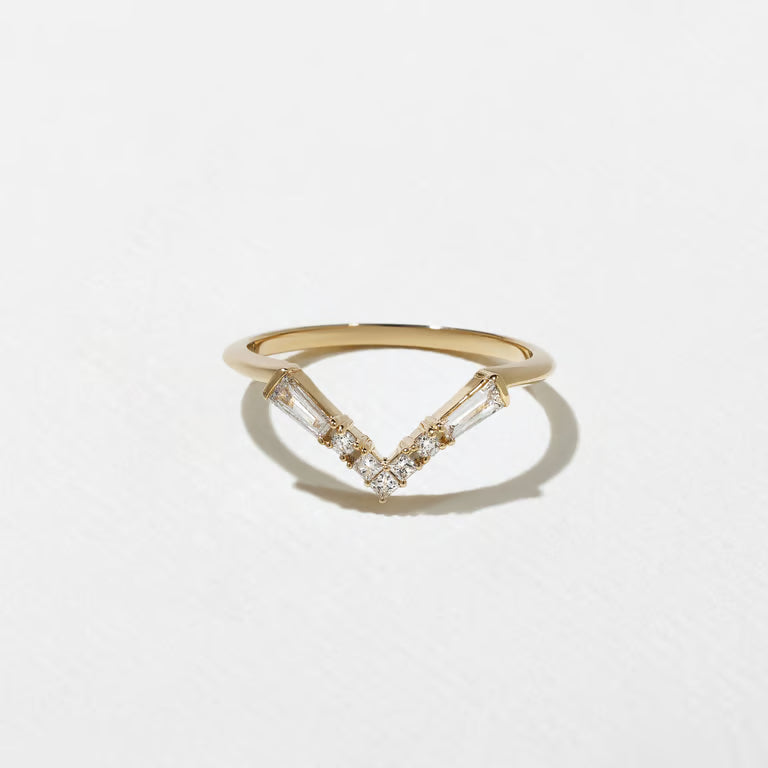Oceanne- Round, Taper Baguette & Princess Curved Lab Grown Diamond Wedding Band