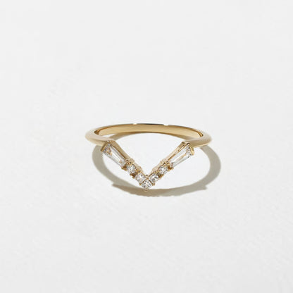 Oceanne- Round, Taper Baguette & Princess Curved Lab Grown Diamond Wedding Band