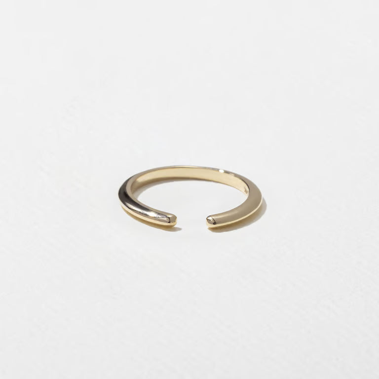 Peony- Plain Open Wedding Band