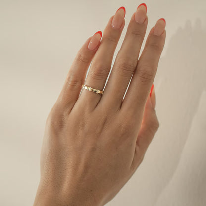 Reine- Round Scattered Bar Set Lab Grown Diamond Wedding Band