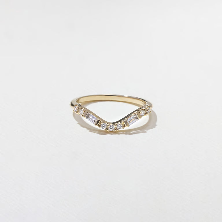 Rhea- Round & Baguette Curved Lab Grown Diamond Wedding Band