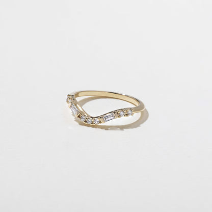 Rhea- Round & Baguette Curved Lab Grown Diamond Wedding Band