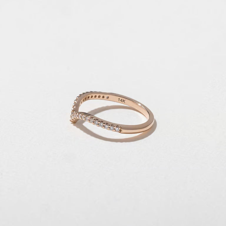 Sonali- Round Curved Lab Grown Diamond Wedding Band