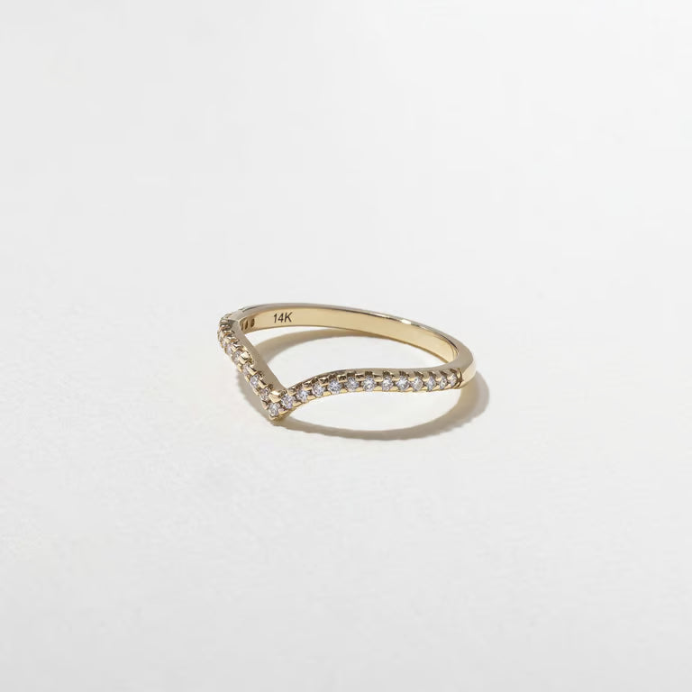 Sonali- Round Curved Lab Grown Diamond Wedding Band