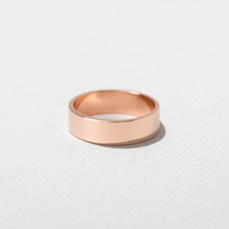 Soraya- Flat Wedding Band