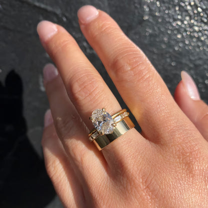 Soraya- Flat Wedding Band