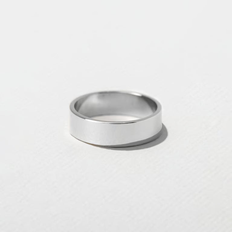 Soraya- Flat Wedding Band