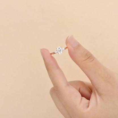0.94 CT Oval Cut Three Stone Moissanite Engagement Ring - crownmoissanite