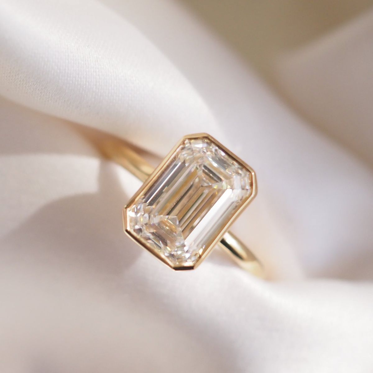 EmeraldBezel3.05ct-7-2