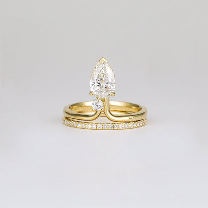 1.06 - 3.0 CT Pear Lab Grown Diamond Unique Engagement ring
