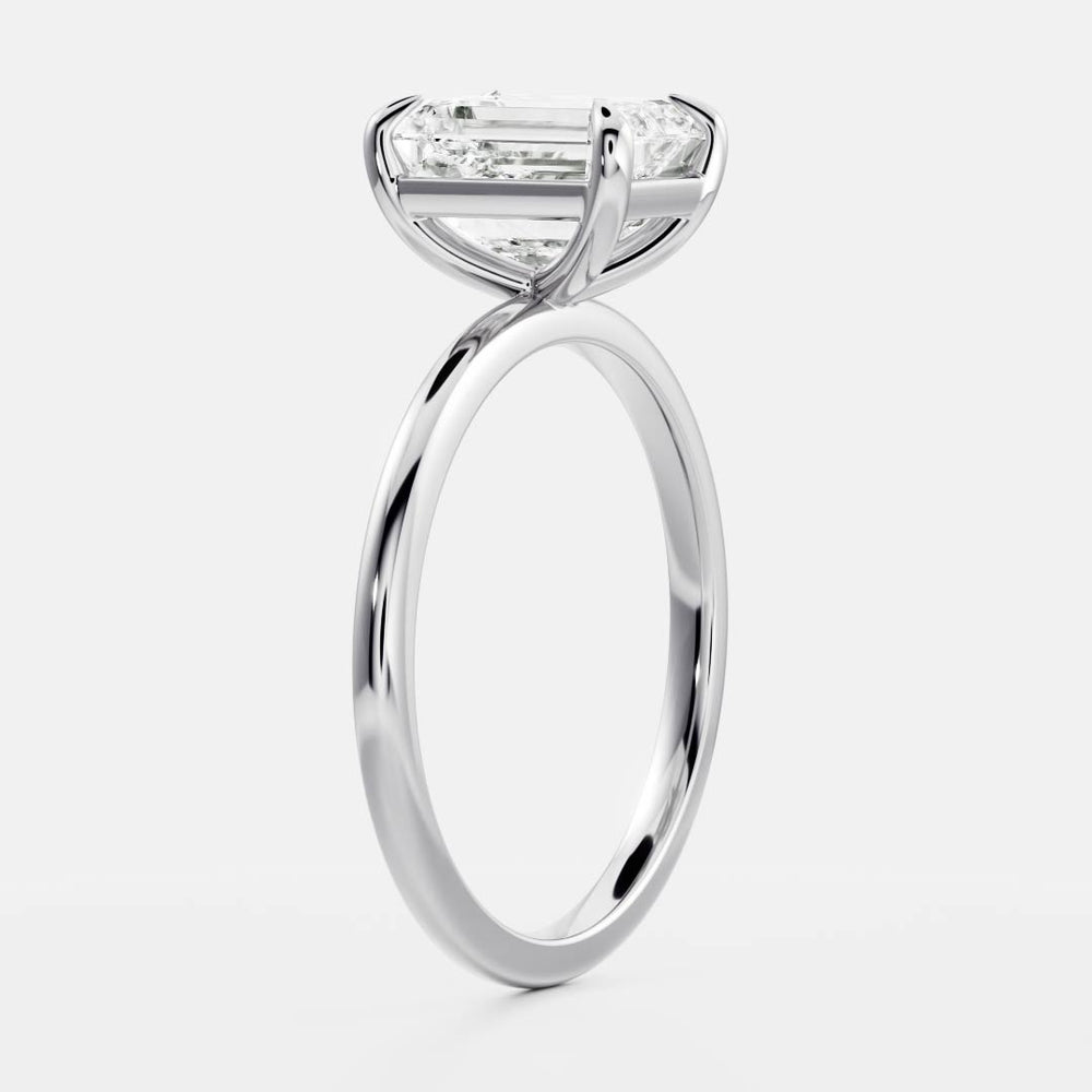 Solitaire Ring with 1.50 CT Emerald Moissanite