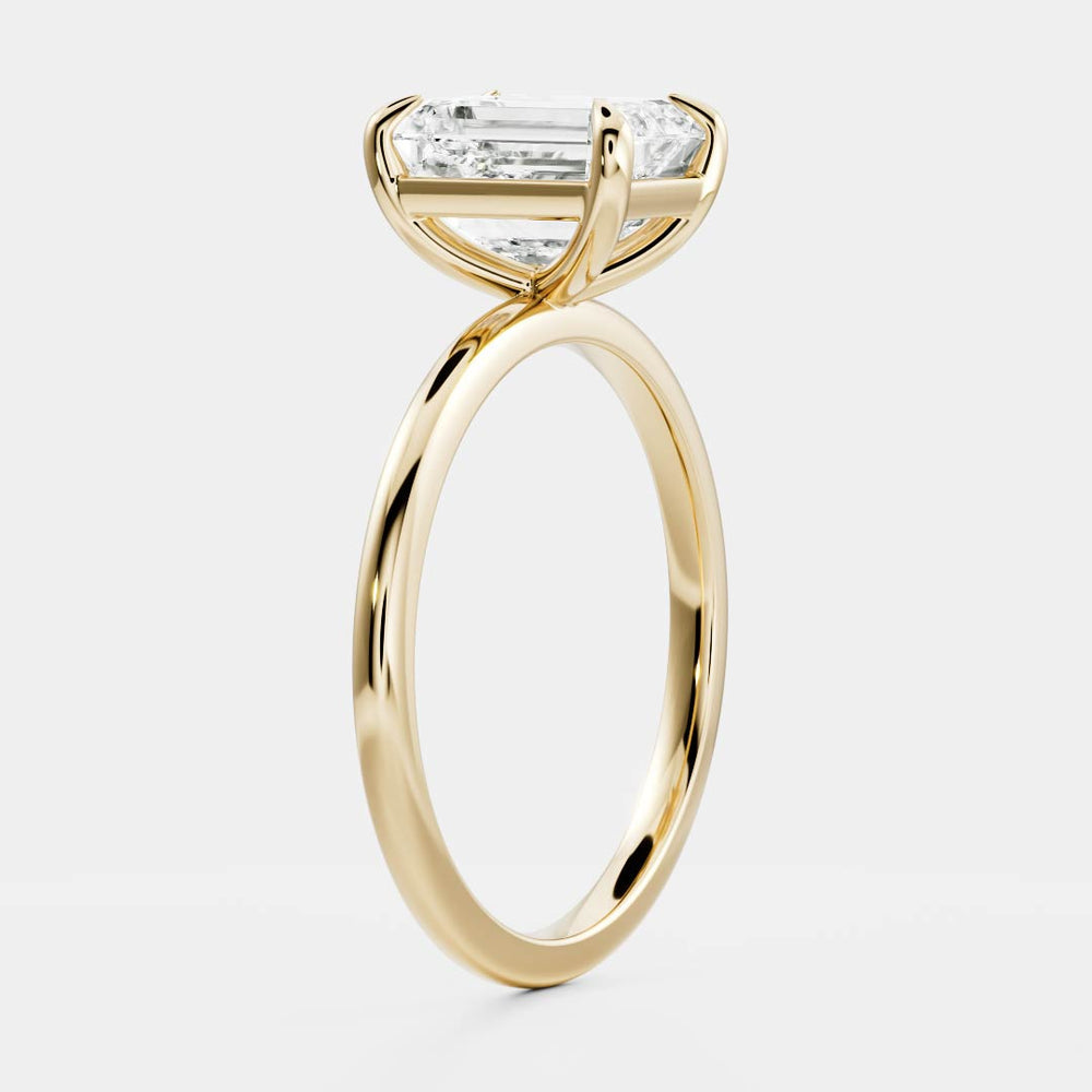 Solitaire Ring with 1.50 CT Emerald Moissanite