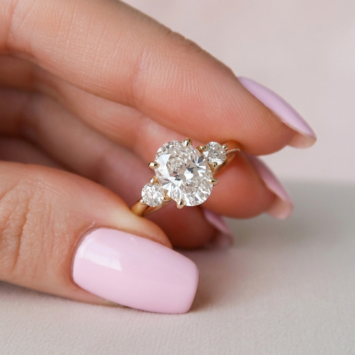 0.94 CT Oval Cut Three Stone Moissanite Engagement Ring in 14K White Gold – Ready to Ship (US 5.0)