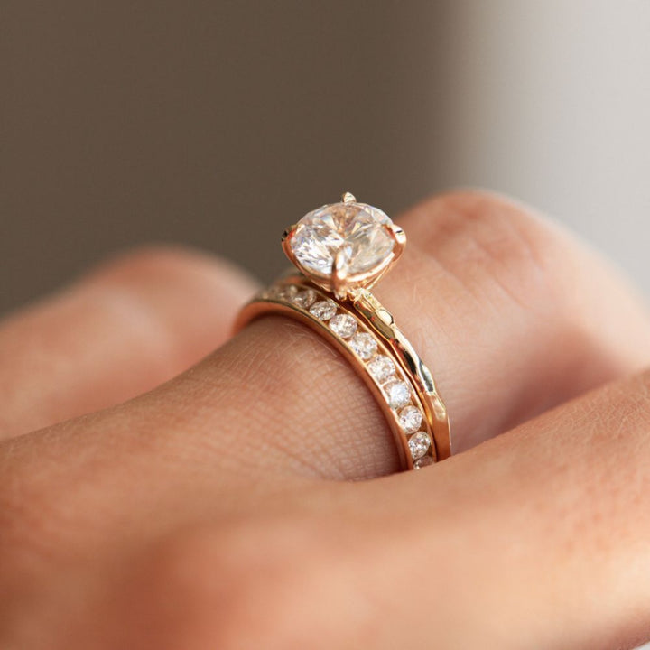 Solitaire Ring with 3.0 Ct Round Moissanite