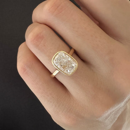1.0-3.0 CT Elongated Cushion Lab Grown Diamond bezel Engagement Ring