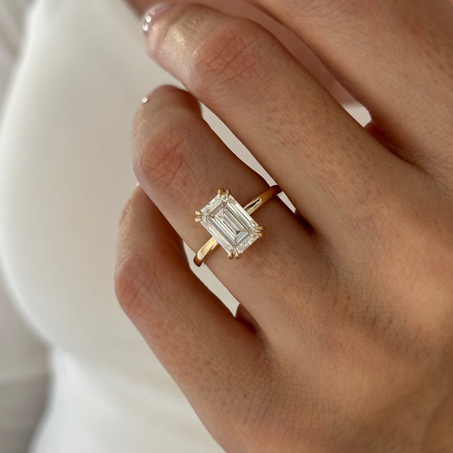 1.0-3.0 CT Emerald Lab Grown Diamond Hidden Halo Engagement Ring