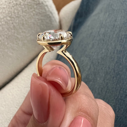 1.0-3.0 CT Round Cut Lab Grown Diamond bezel prong design Engagement Ring