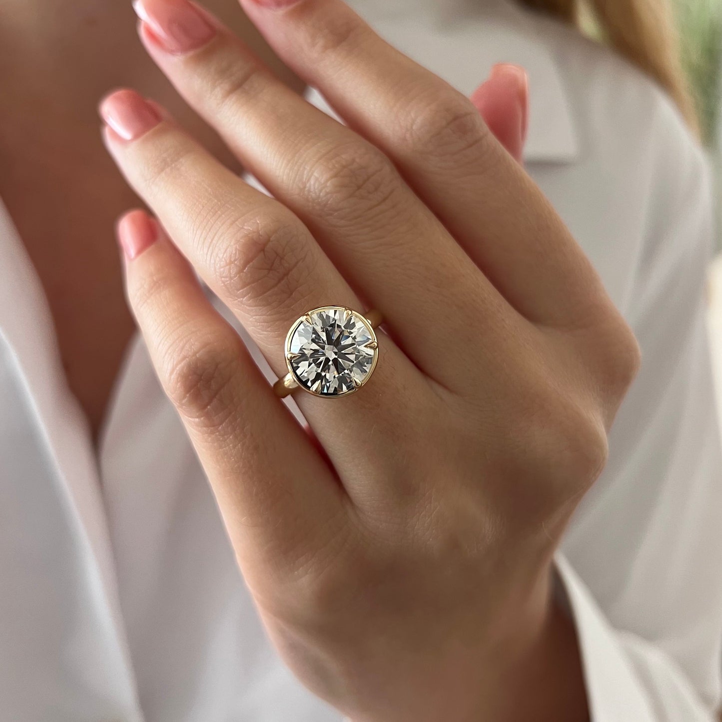 1.0-3.0 CT Round Cut Lab Grown Diamond bezel prong design Engagement Ring