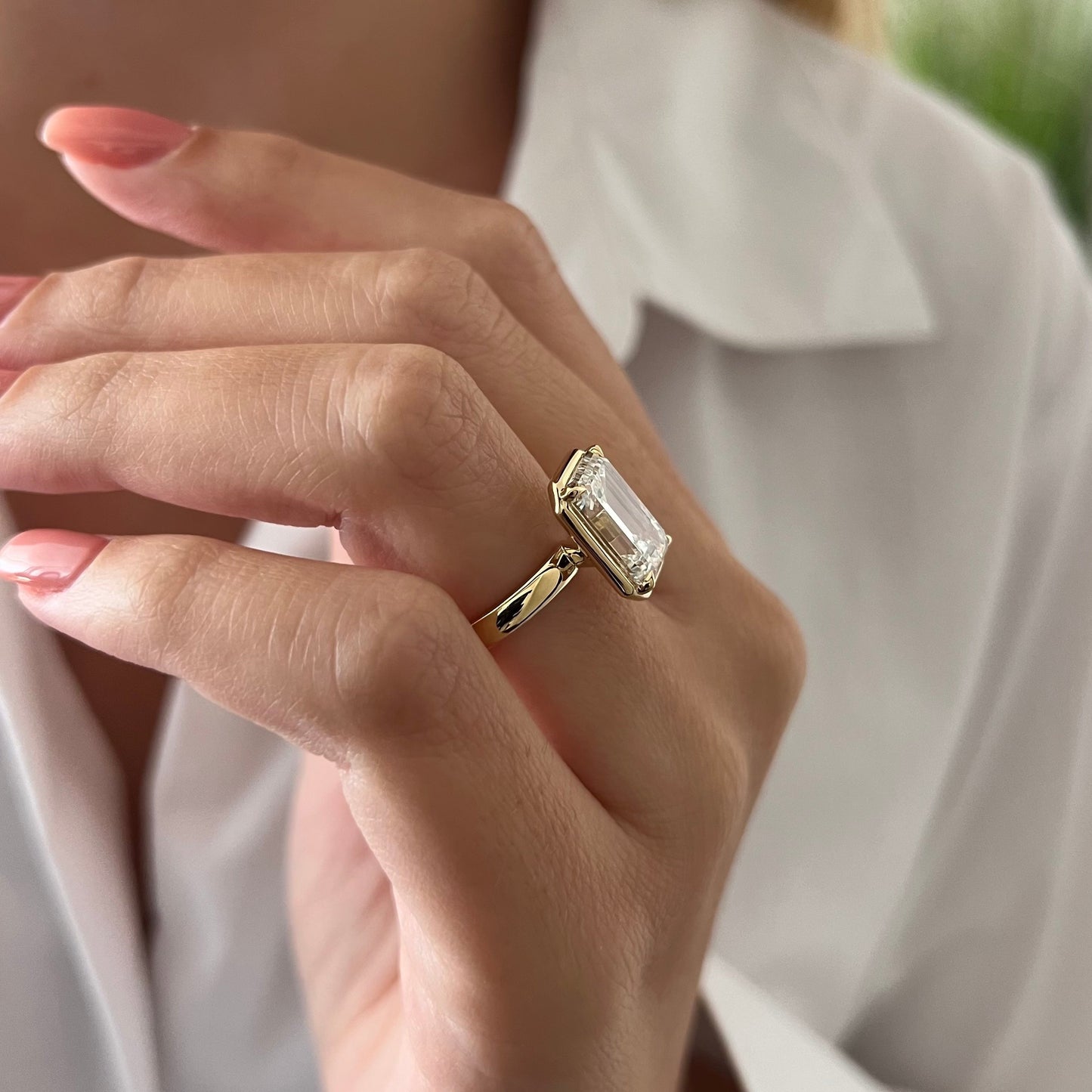 3.0-5.0 CT Emerald cut Lab Grown Diamond solitaire Engagement Ring