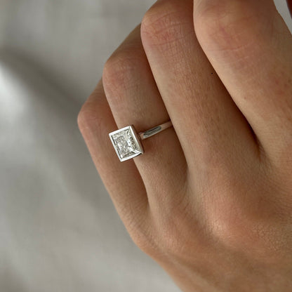 1.0-3.0 CT princess cut Lab Grown Diamond bezel Engagement Ring
